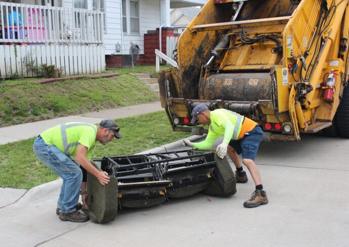Services-Loxahatchee Junk Removal and Trash Haulers